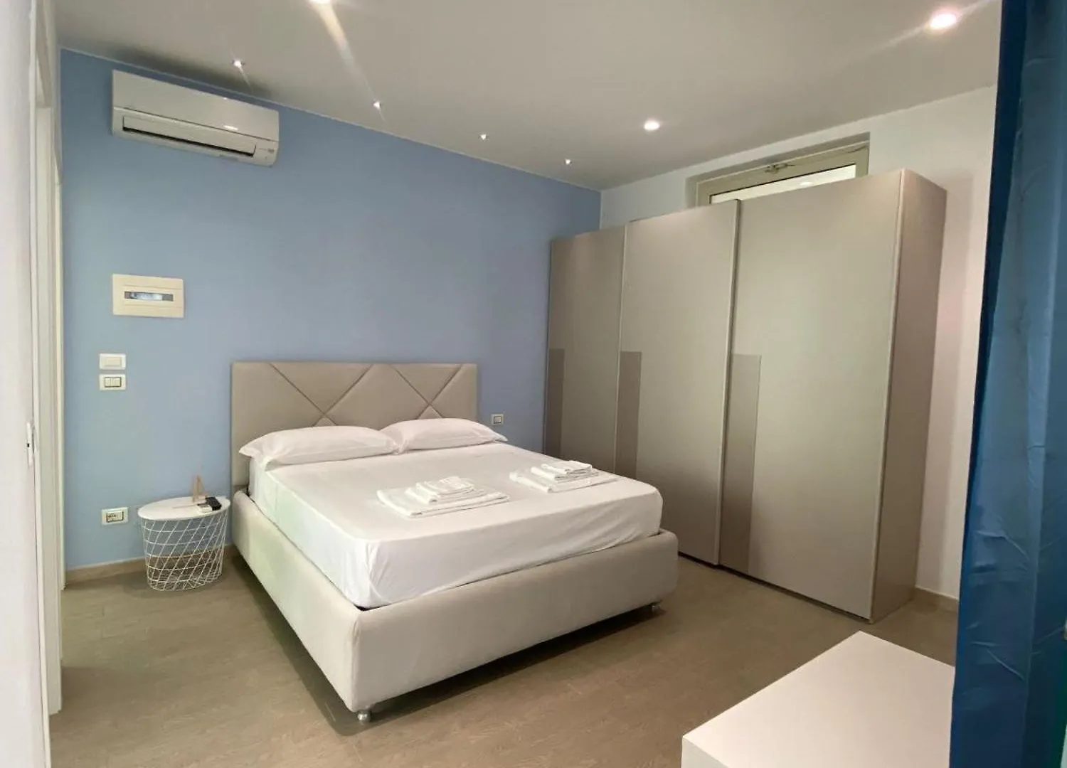 Al 136 Bed & Breakfast Capo d'Orlando Italy